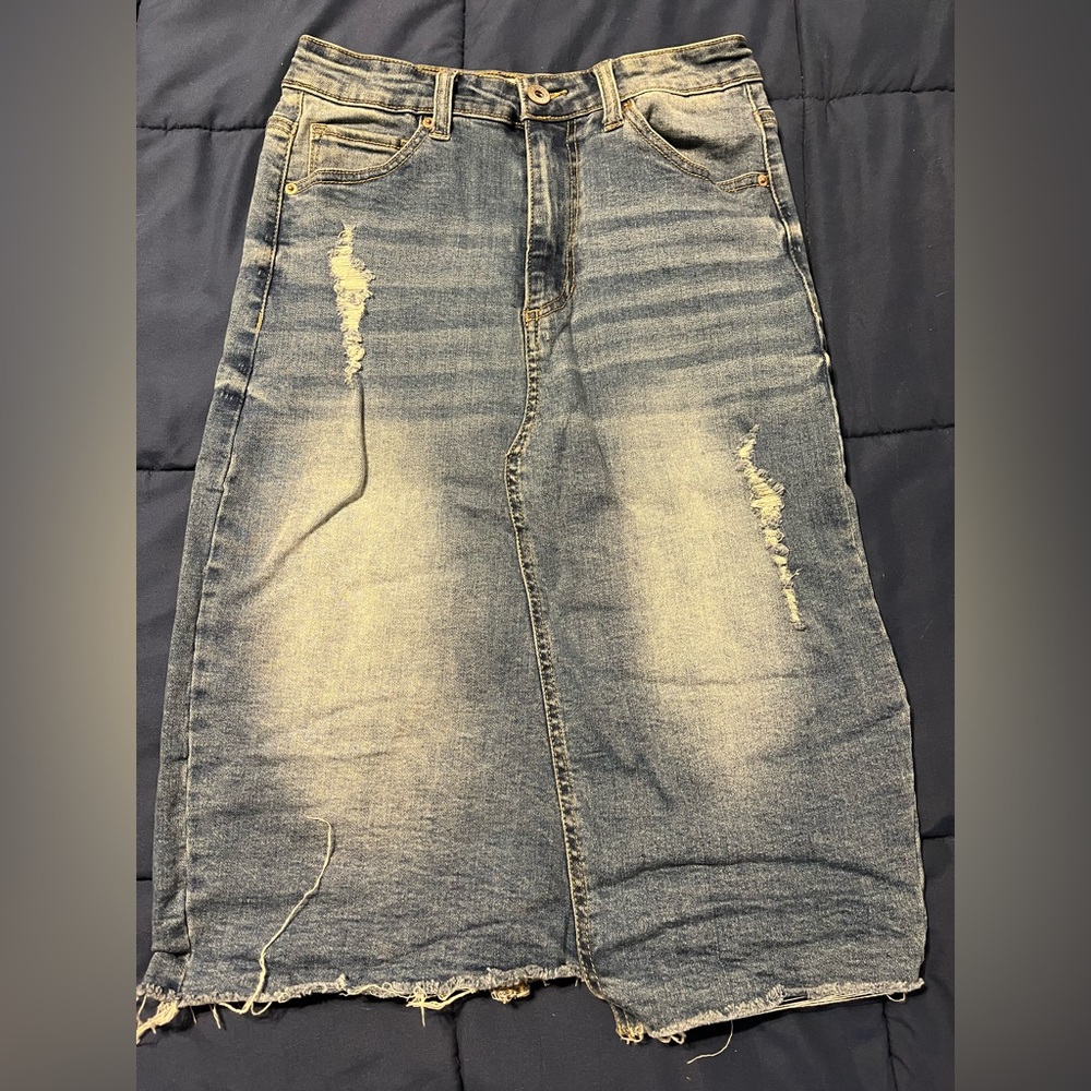 Denim skirt